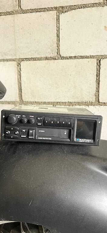 Radio: Radio Blaupunkt – Usato da Killwangen venduto da die_d27r