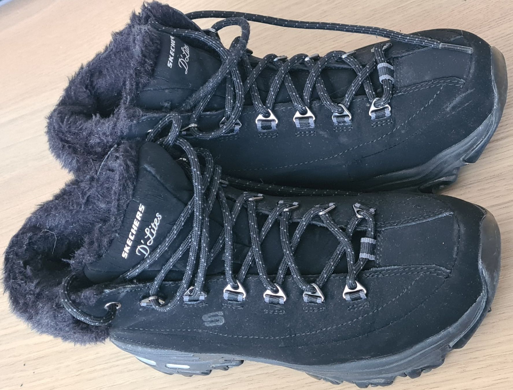 Scarpe da donna: Gefütterte Winterstiefel Gr 40 – Usato da Zürich venduto da Agios 3