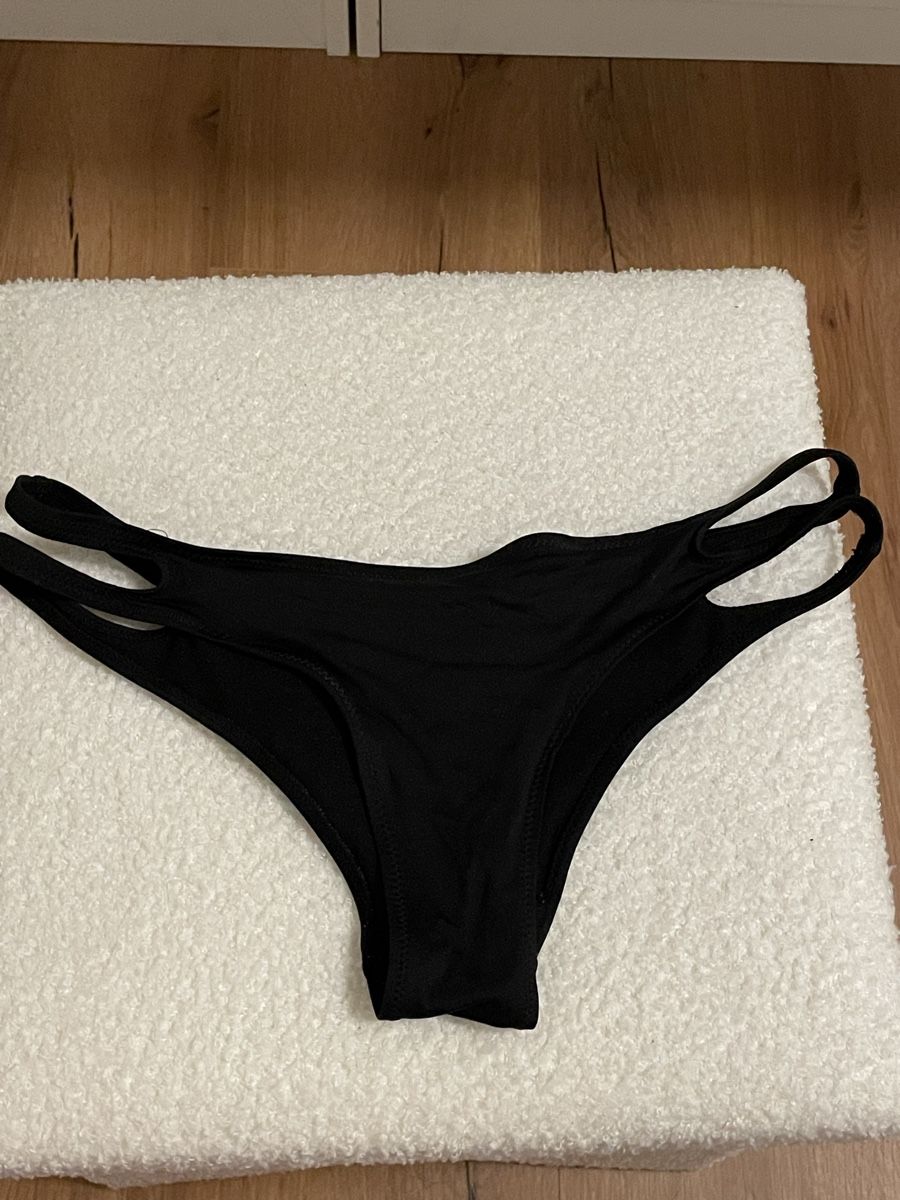 Maillots de bain & Bikinis: Bikini Unterteil schwarz S  – Neuf (Voir description) à St. Gallen par web_r57v