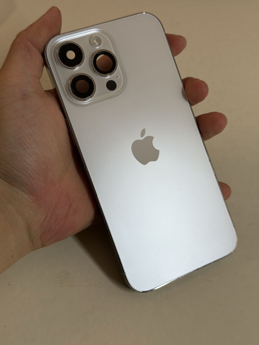 Apple Handys / Smartphones: Komplett iPhone 14 Pro Max Gehäuse Pulled  – Gebraucht aus Chur von beverlyone