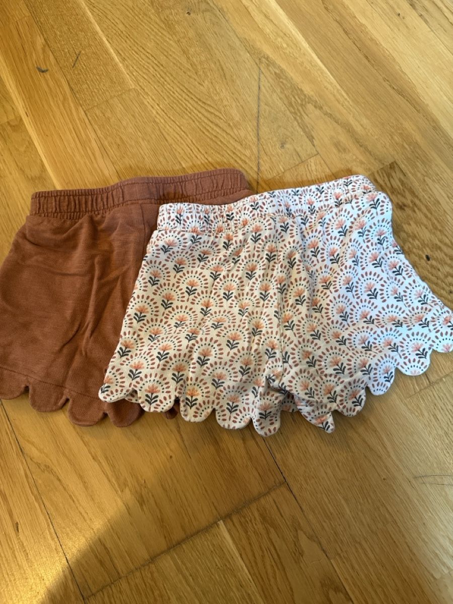 C&A Pantaloni: Sommer-Shorts, Gr. 92/98, Set – Usato da Ottikon venduto da Domito 5