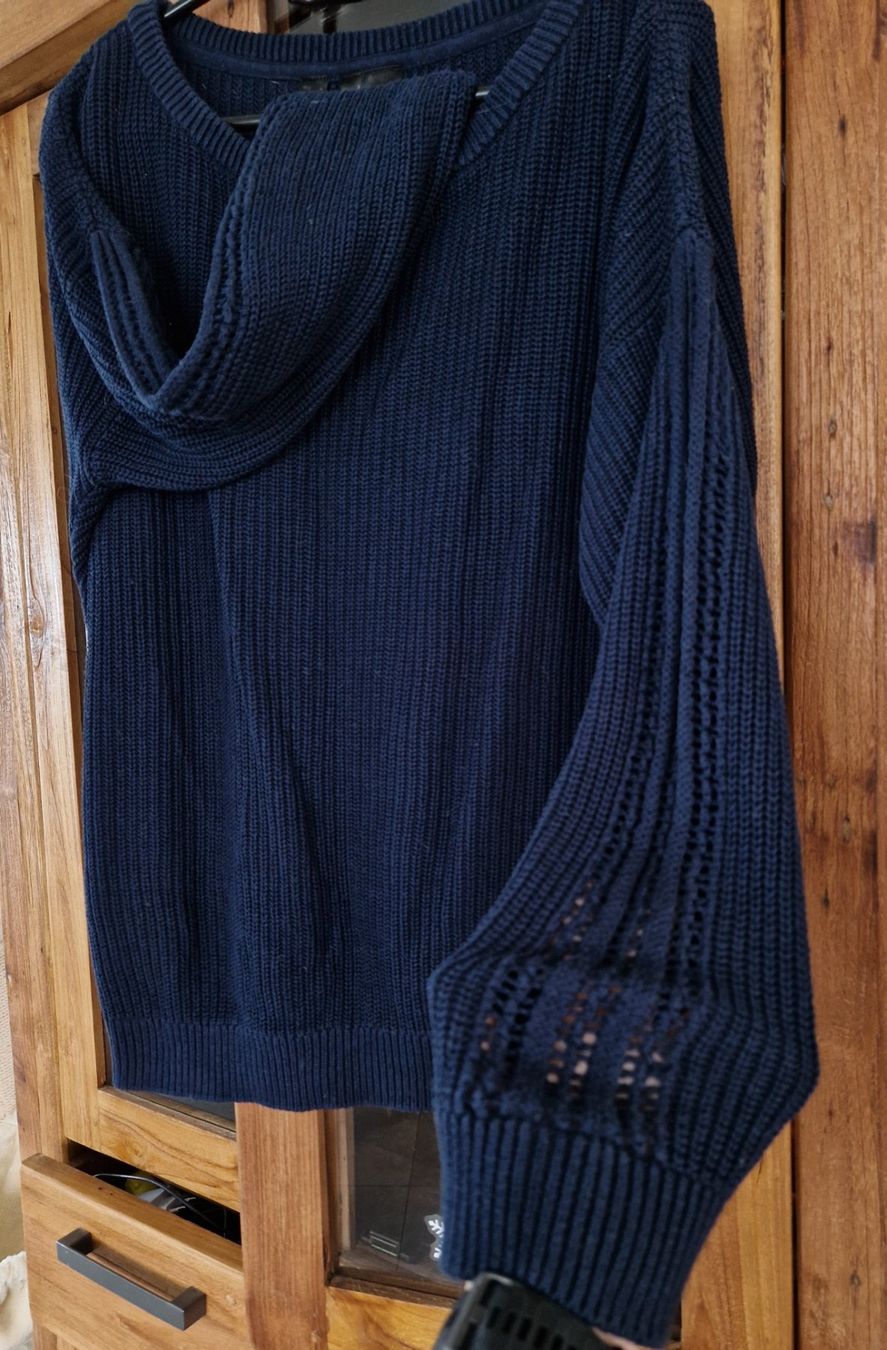 Pulls & Sweat-shirts: Pullover Grobstrick Bonprix, Lochmuster an Ärmeln,Gr.40 – D'occasion à Siblingen par Vany_McDougall 2