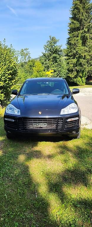 Automobili: Porsche Cayenne Turbo – Usato da Plaffeien venduto da erueru 1