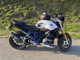 BMW R1200R