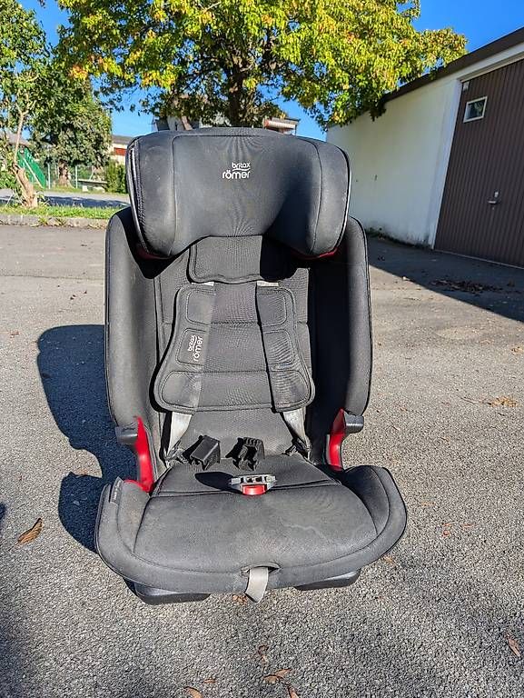 Sièges auto: Kindersitz Römer Britax – D'occasion à Rothenburg par arabica2005