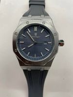 Poedagar Uhr