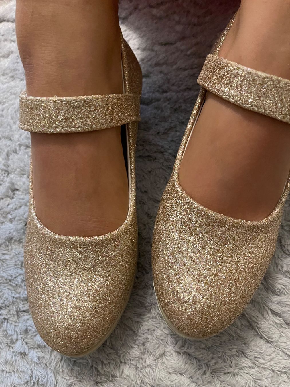 Scarpe per ragazze: Schöne Neue Schuhe! – Nuovo (secondo la descrizione) da Benglen venduto da Shamily 4
