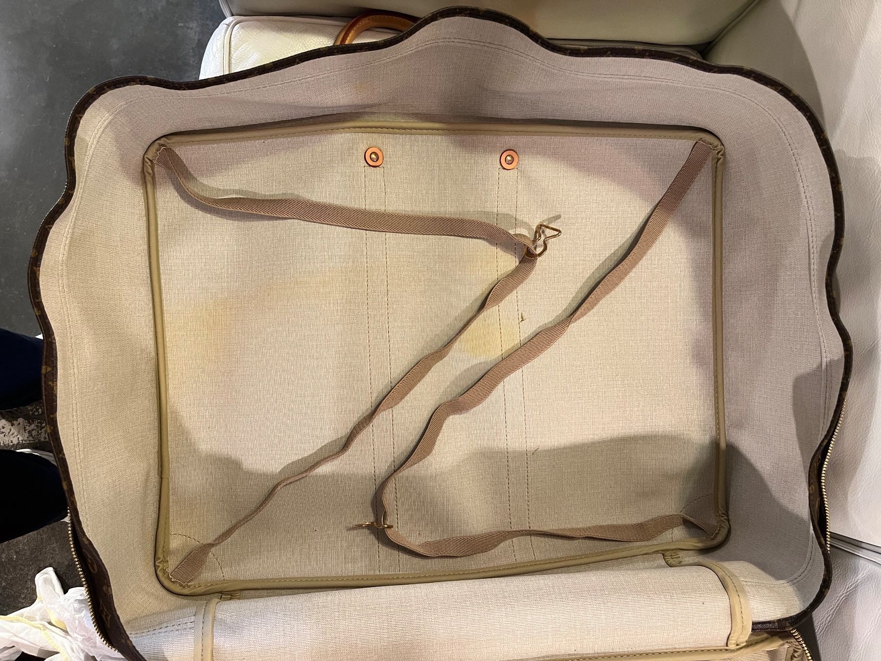 Louis Vuitton Valigie: Vintage Louis Vuitton Monogram-Reisekoffer – Usato da Otelfingen venduto da Yossi-68 6