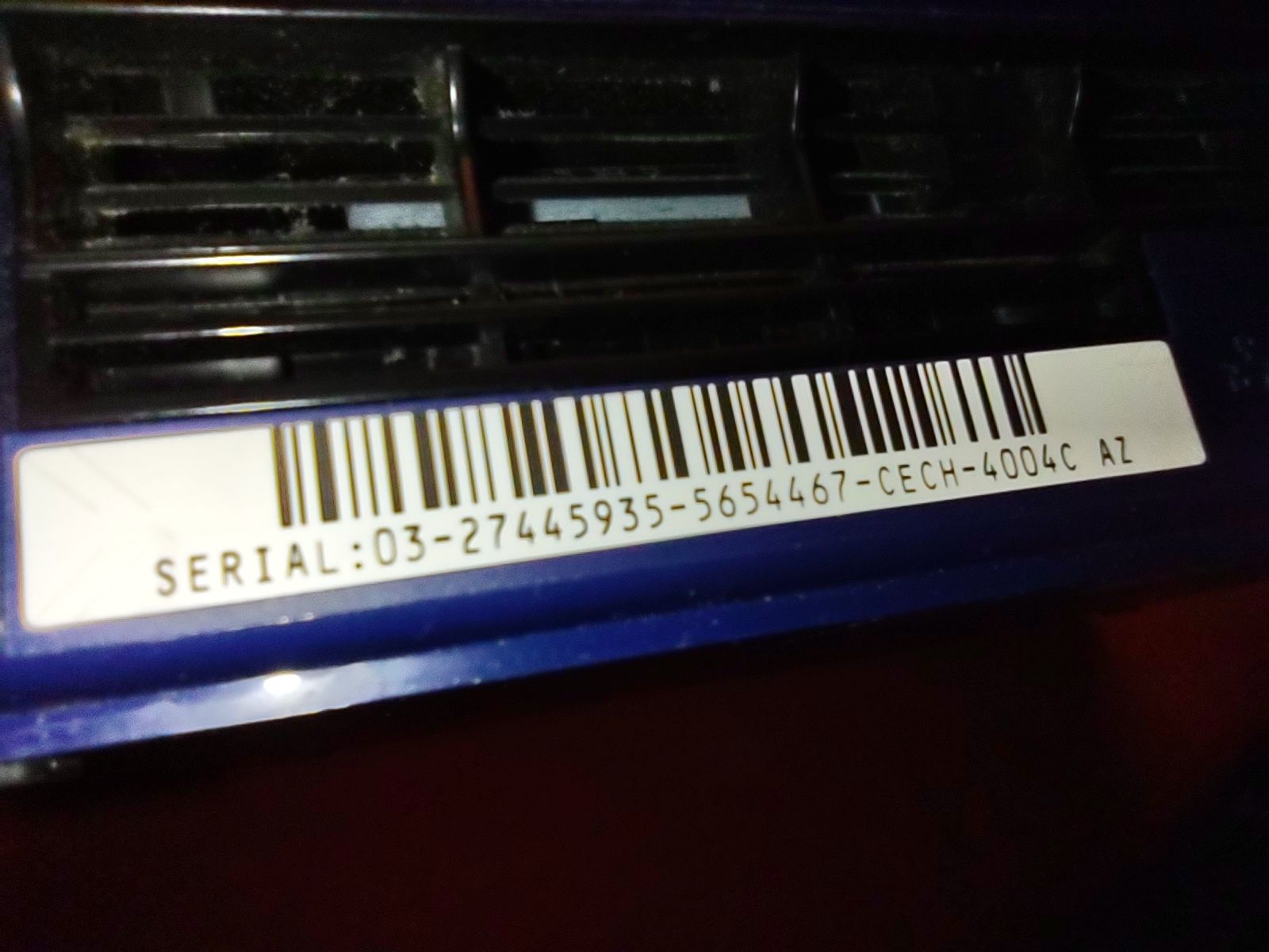 Sony Console: PS3 Bleue + 2 Manettes - – Usato da fribourg venduto da GameSpot 4