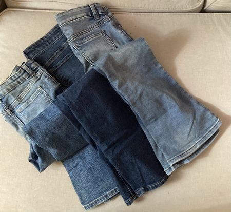 3 Paar Jeans Gr. 122 in in super Zustand Blautönen