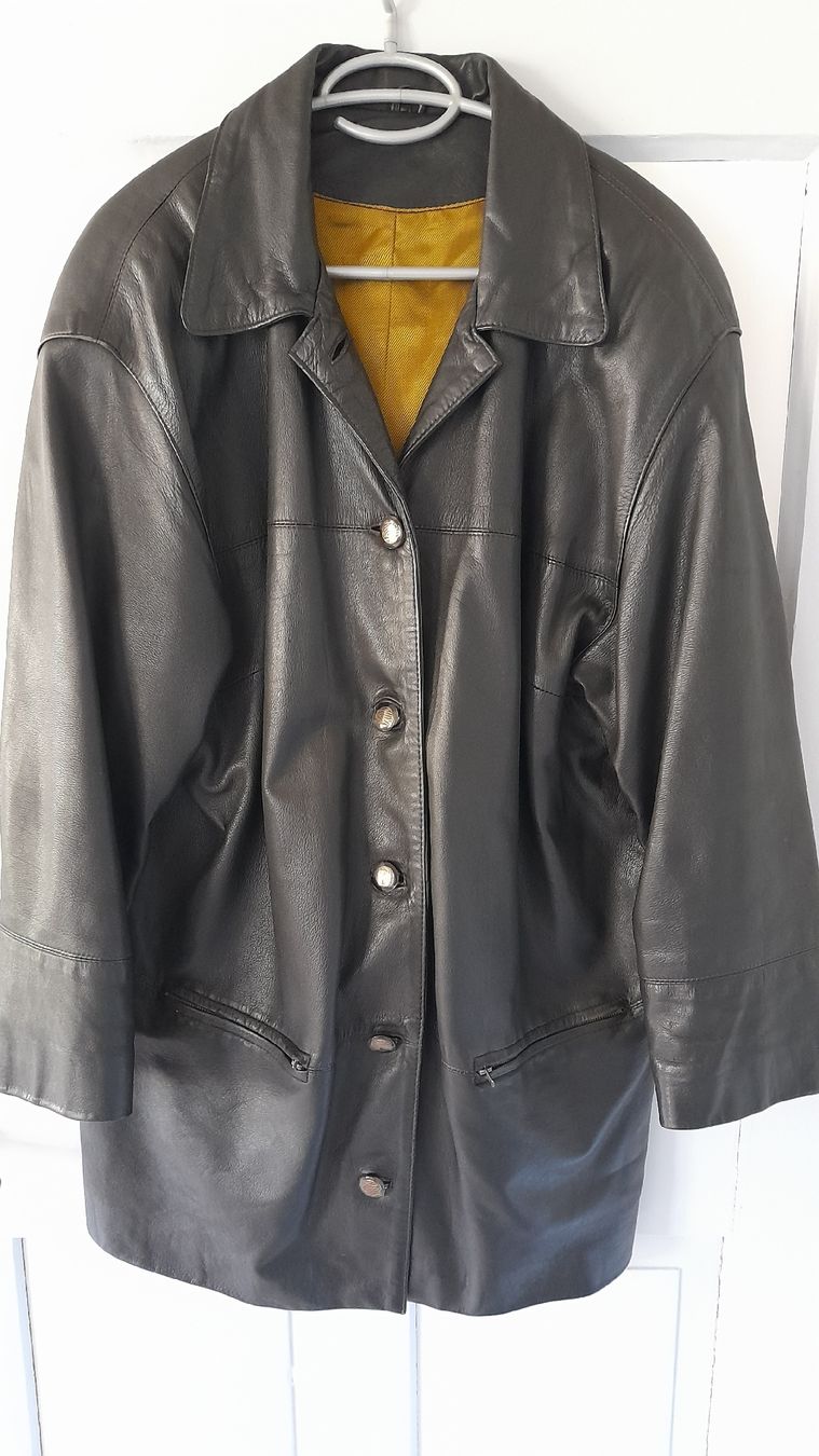 Giacche: Lederjacke Gr. 46 in schwarz – Usato da Nesslau venduto da Churfirsten08