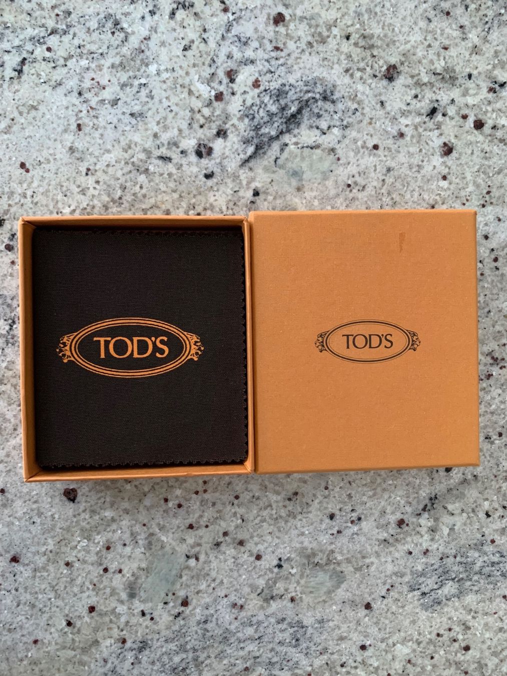Tod'S Portafogli: Portefeuille Tod's en cuir – Usato da Genève venduto da sunsustains 1
