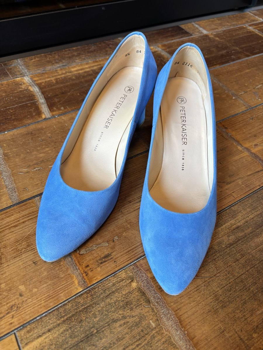 Kaiser Damenschuhe: Escarpins Peter Kaiser bleu 6.5 (=40) – Neu (gemäss Beschreibung) aus Dotzigen von SecondHandGems 1