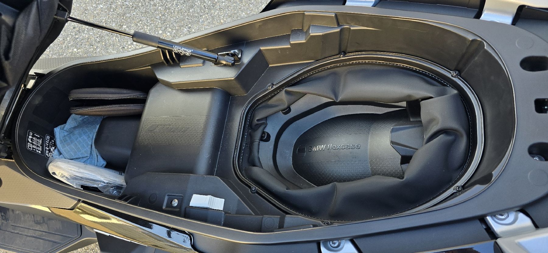 BMW Scooter: BMW c400gt schwarz – Usato da Sarmenstorf venduto da SebastianoS01 2