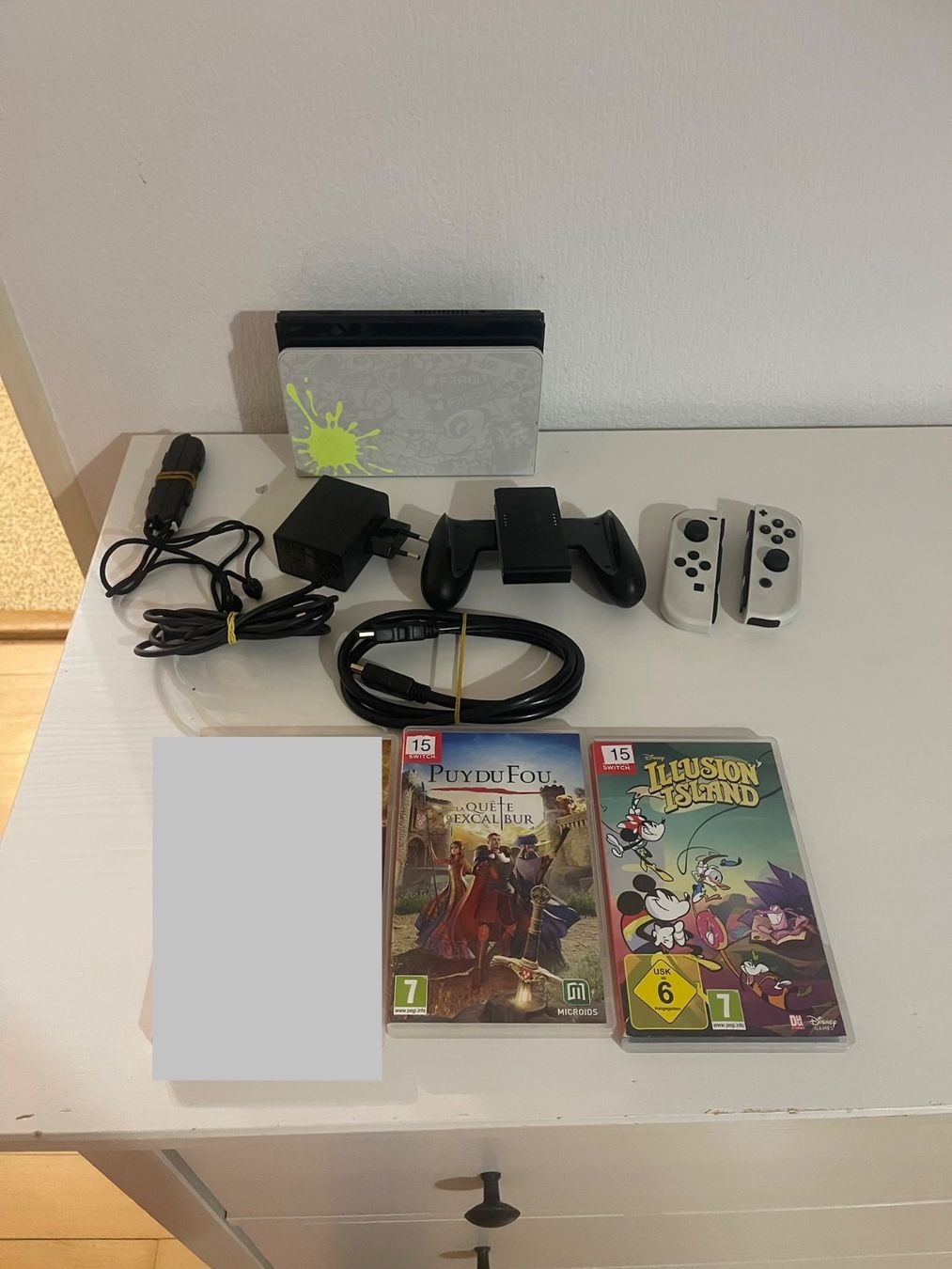 Nintendo Console: Nintendo Switch OLED Splatoon Edition + 2 Jeux! – Usato da Renens VD venduto da fra_2rxn 1