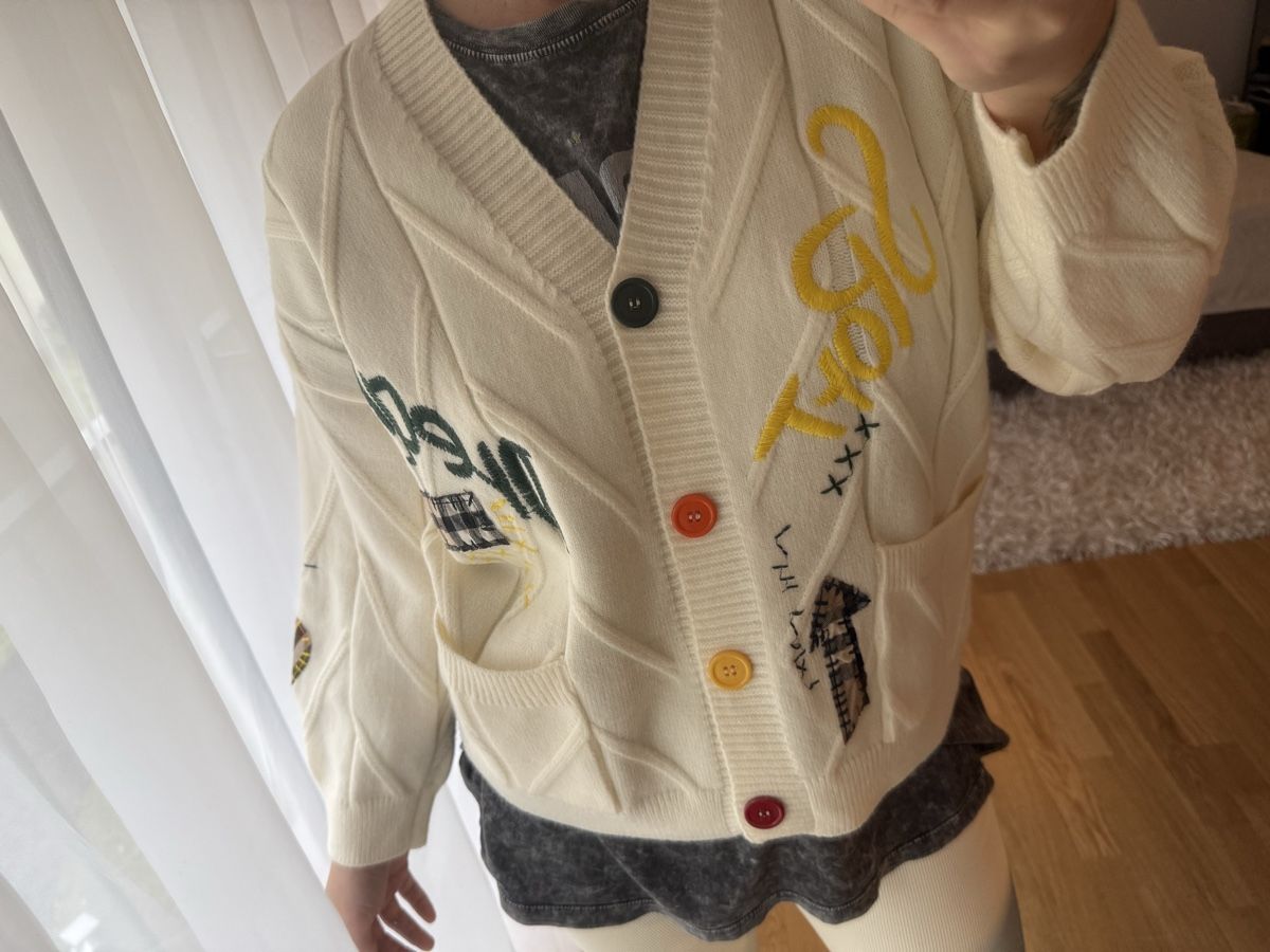Maglioni & Felpe: Trendiger Strick Cardigan Gr. M beige – Nuovo (secondo la descrizione) da Luzern venduto da file_maker 4