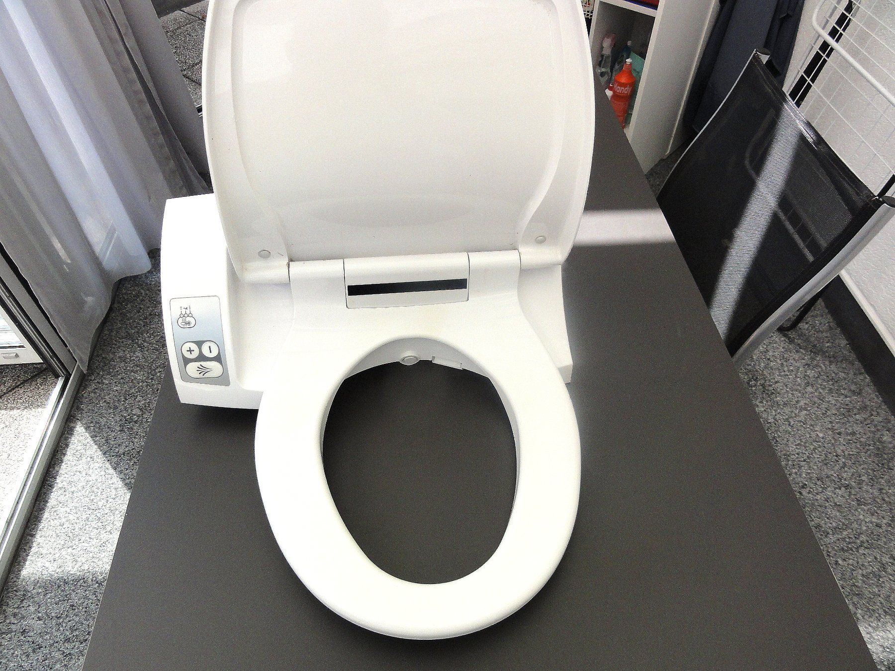 Geberit WC: Dusch WC Aufsatz Geberit Aqua Clean 5000 plus – D'occasion à Ebikon par 2297 2