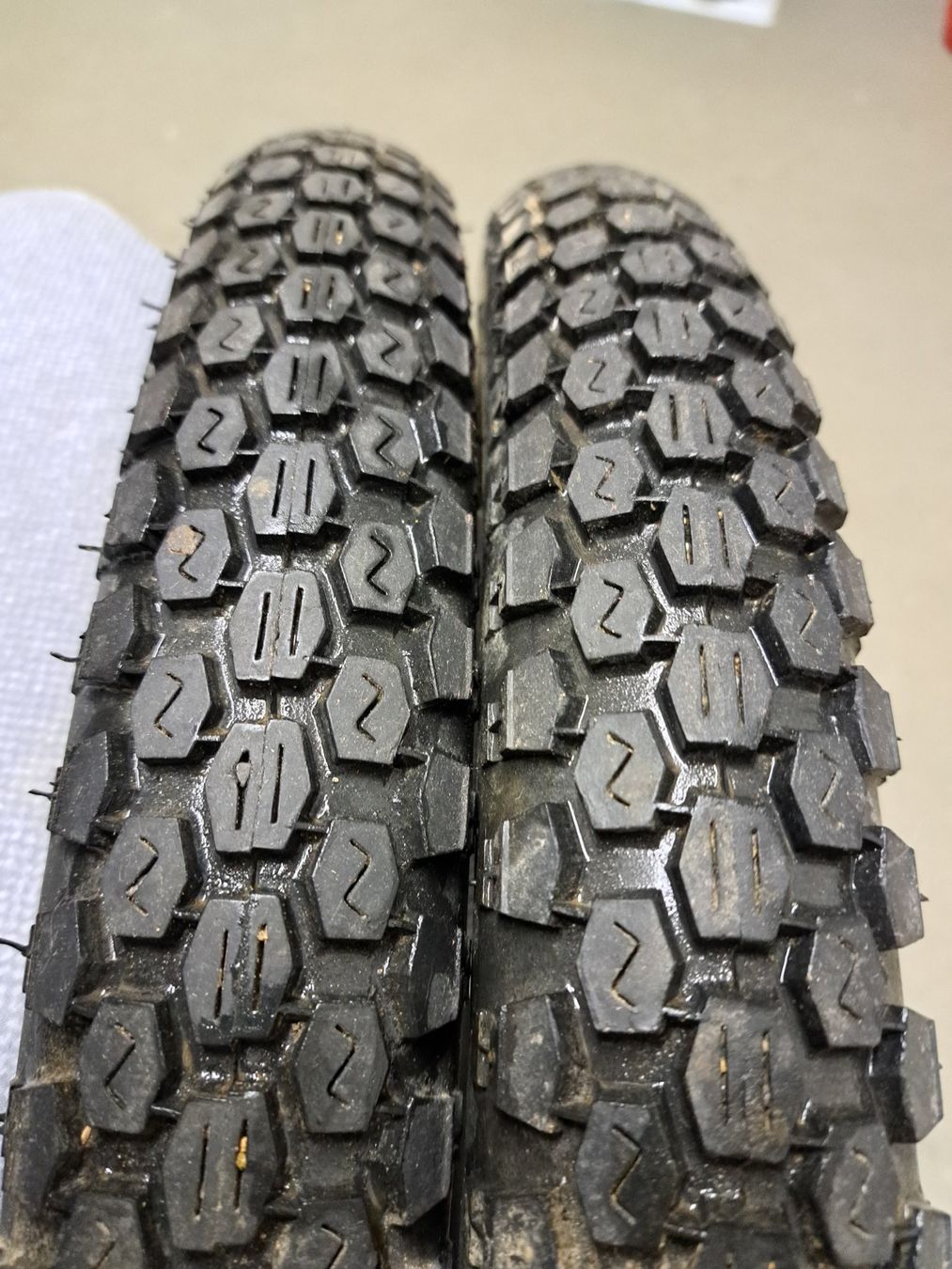Ciclomotori: Mofa Pneu 2,14 x 17 Zoll – Usato da Boswil venduto da m_r_2fhs 4