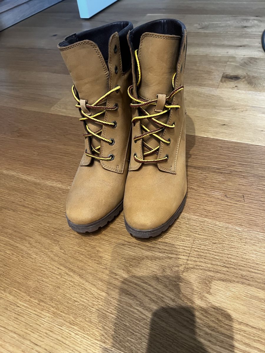 Timberland Scarpe da donna: Timberland Boots Gr. 38.5 Absatzschuhe Herbst – Nuovo (secondo la descrizione) da Dürrenäsch venduto da Fonsi_12 1