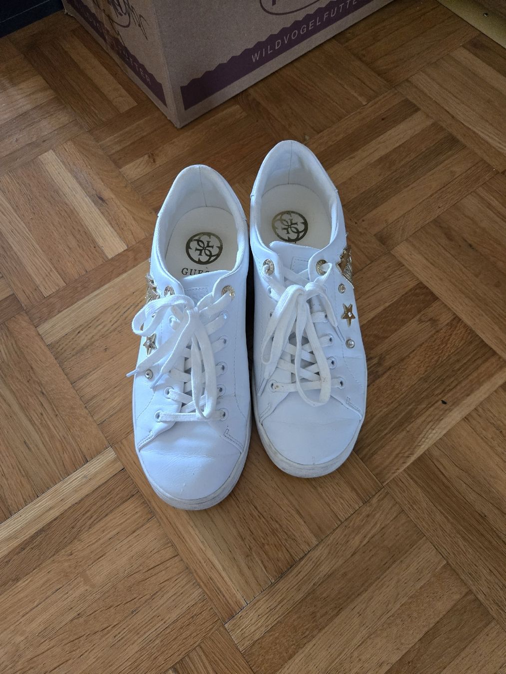 Guess Scarpe da donna: Guess Schuhe – Usato da Greifensee venduto da Asti8
