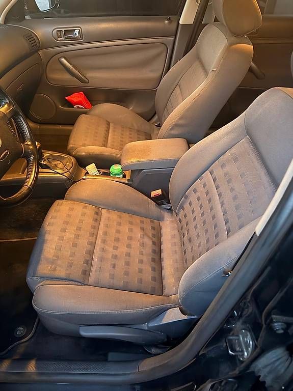 VW Autos: VW Passat Break 4x4 – D'occasion à Martigny par Brocanteur 3