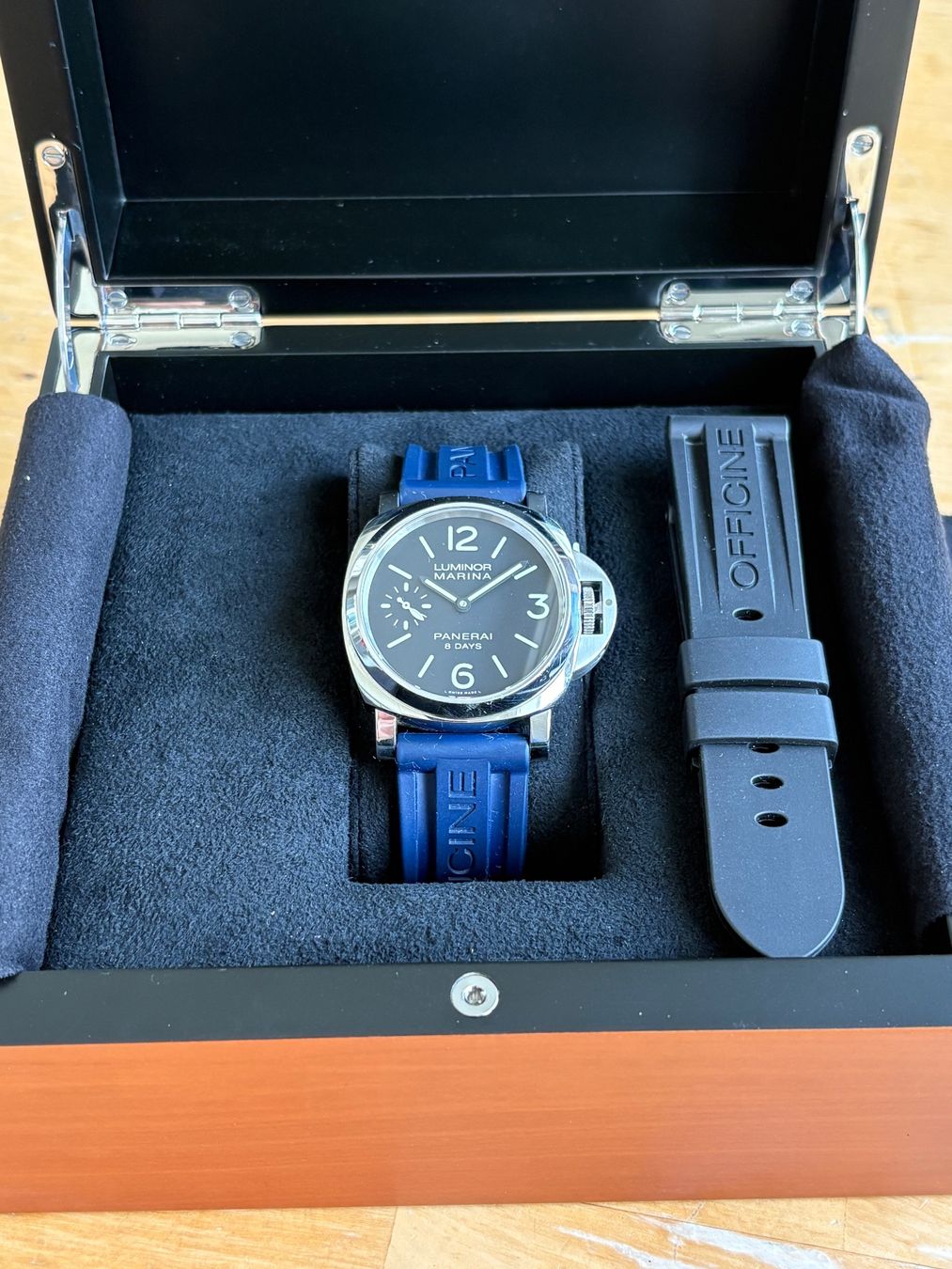 Panerai Uhren: PANERAI Luminor Marina 8 Days PAM00510 – Gebraucht aus Birsfelden von Mynos 4