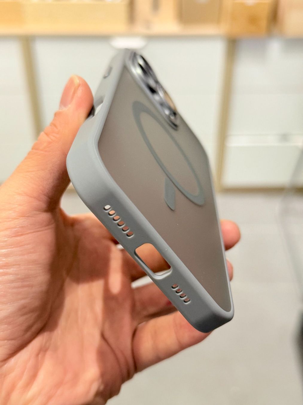 Cover & Protezioni schermo: iPhone 16 Pro - Coque mate magsafe antichoc titan gris – Nuovo e nell'imballaggio originale da Morges venduto da DigiAC 3