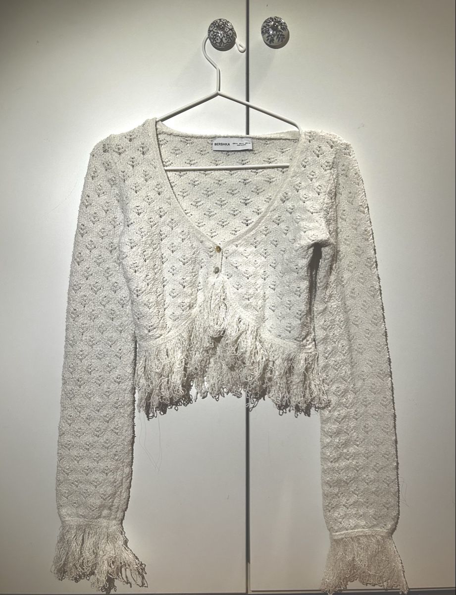Bershka Giacche: Bershka Strickjacke, Fransen-Look – Usato da Uster venduto da alin13e