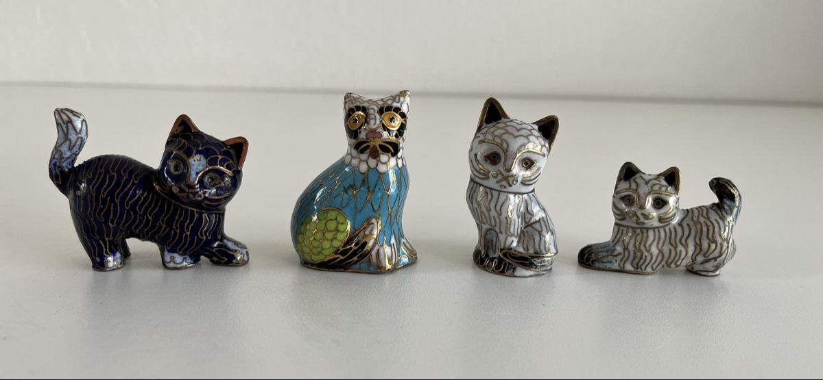Statuette: 4 Stk. Katzen / Cloisonne – Usato da Wetzikon ZH venduto da seli03