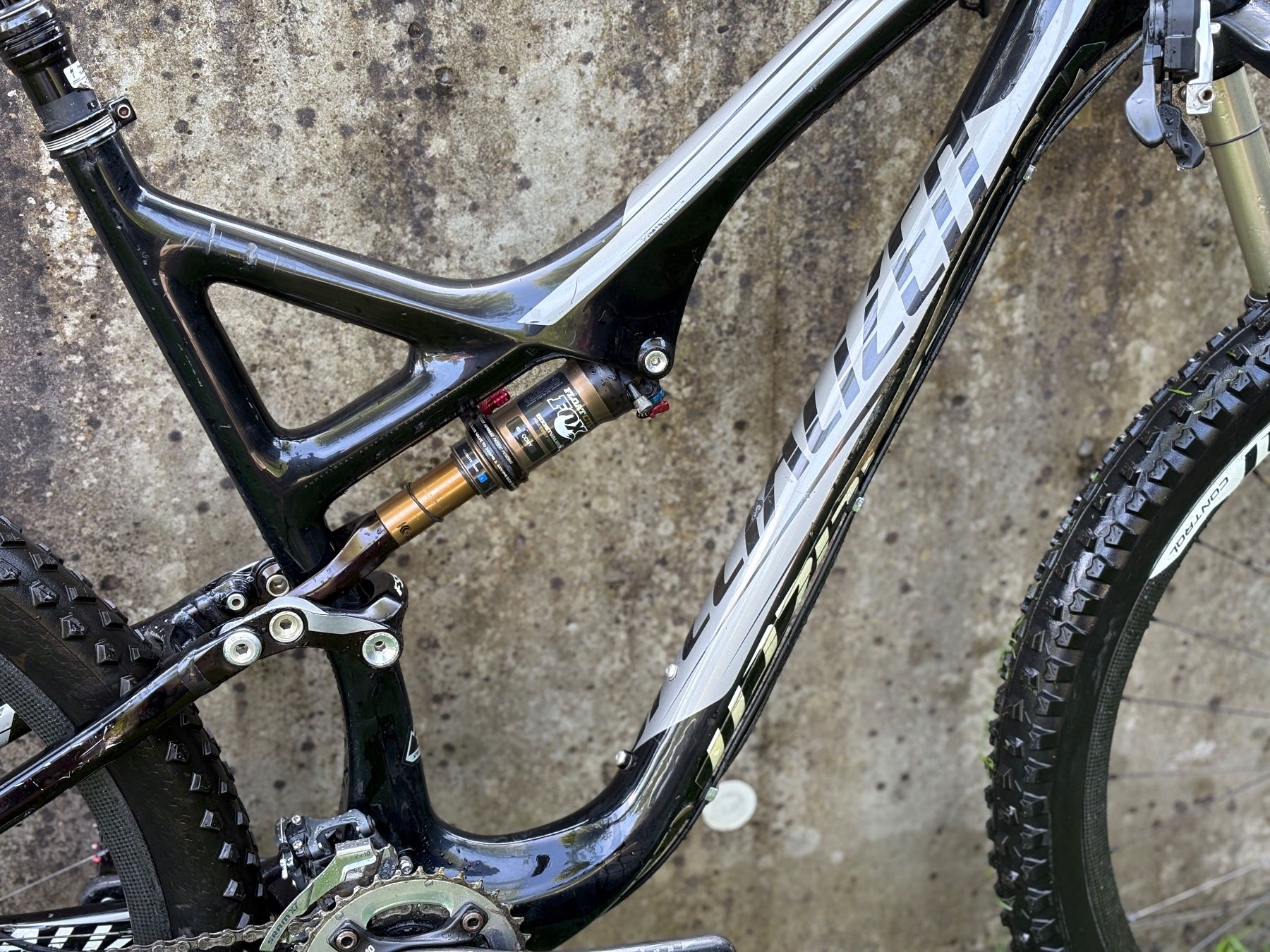 Specialized Velos: Specialized Stumpjumper FSR Carbon XL – Gebraucht aus Rekingen AG von  4