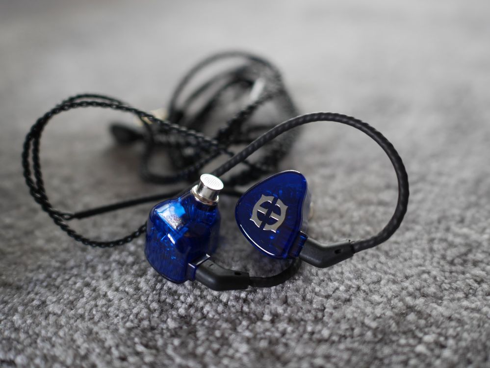 Massdrop x Empire Ears Zeus + 2 pin USB-C IEM cable | Kaufen auf