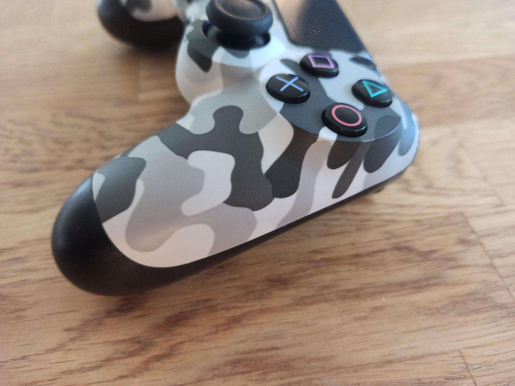 Controller: Original Controller Sony PS4 Wireless DualShock 4 CAMO – Usato da Oberweningen venduto da mar_87mx 3