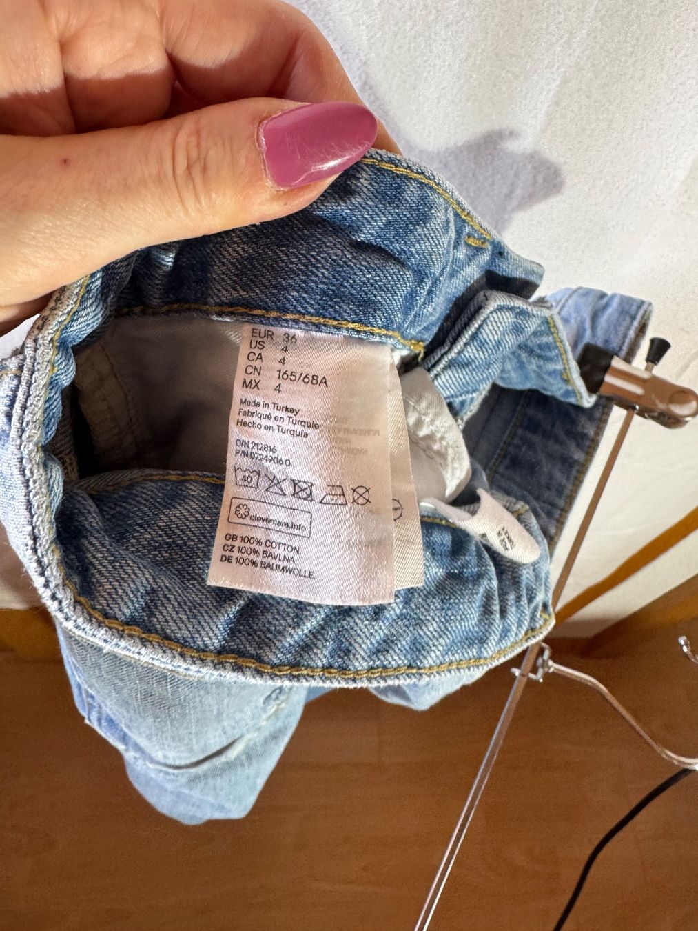 H&M Jeans: Boyfriend Jeans von H&M Gr. 36 – Gebraucht aus Grosswangen von second_hand_dress 5