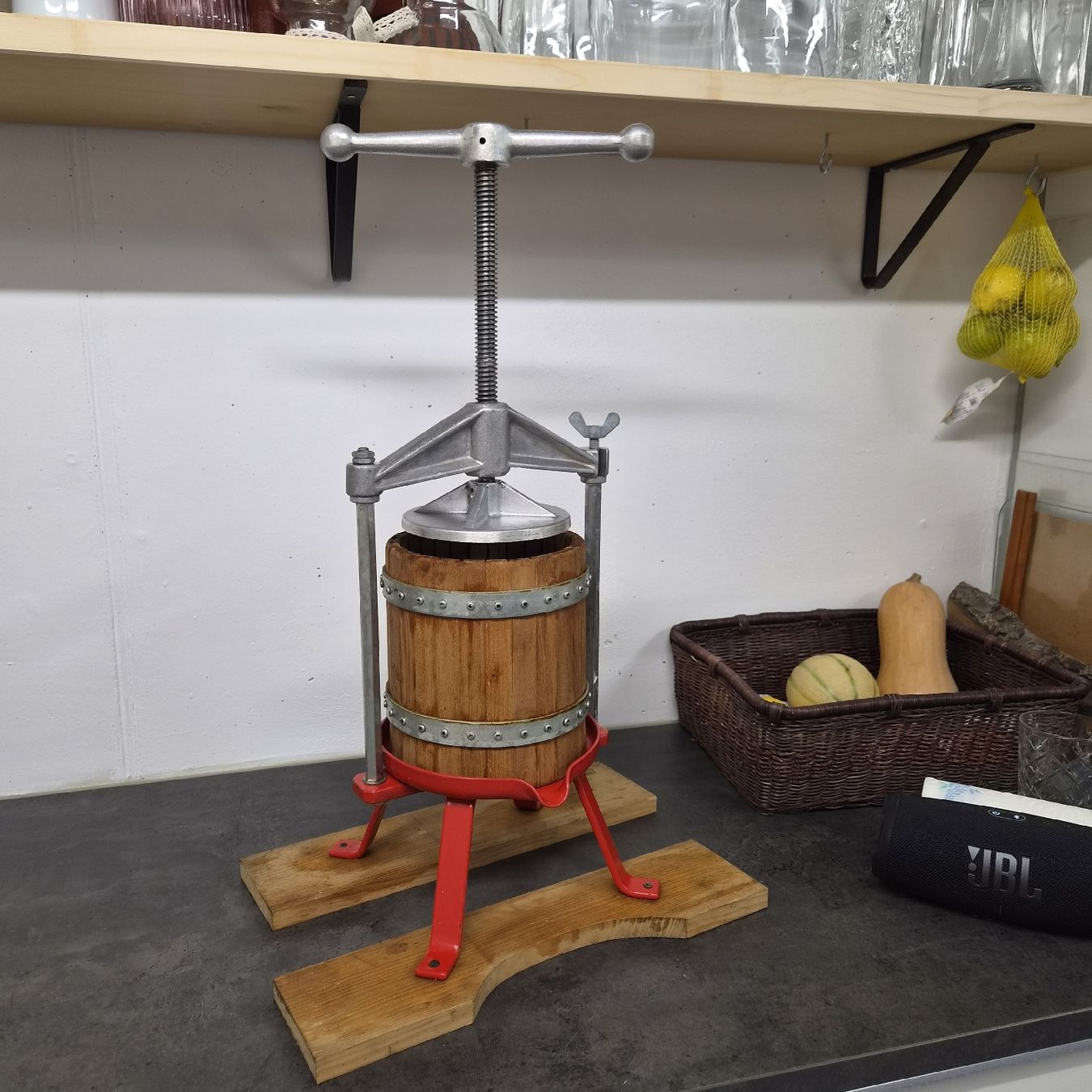 Elettrodomestici da cucina: Mechanische Saftpresse – Usato da Zuckenriet venduto da Meilenstein01 1