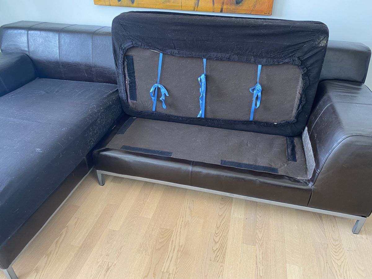 Sofas: Lederecksofa dunkelbraun – D'occasion à Richterswil par LufliDay 2
