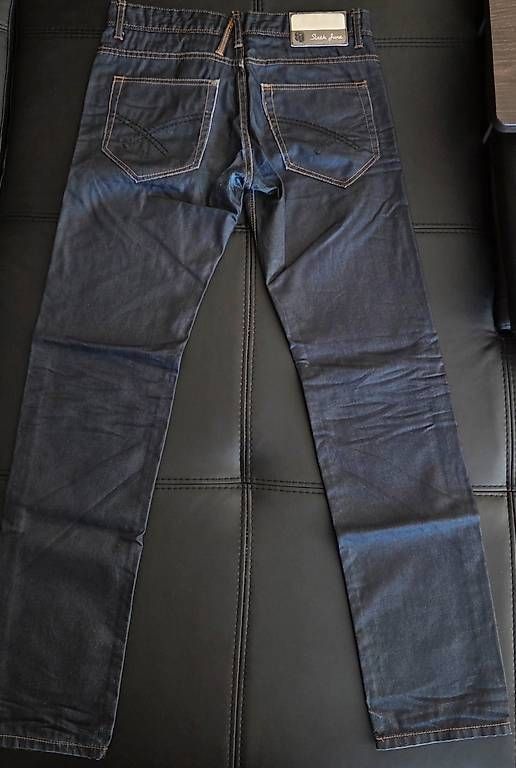 Pantaloni: Pantalon Sixth June – Usato da Confignon venduto da Tibinhosfc 1