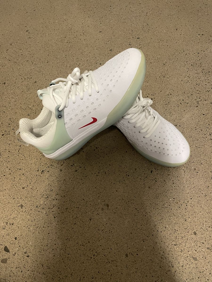 Scarpe da uomo: Nike Schuhe Grösse 40 – Usato da Zürich venduto da janine_stalder