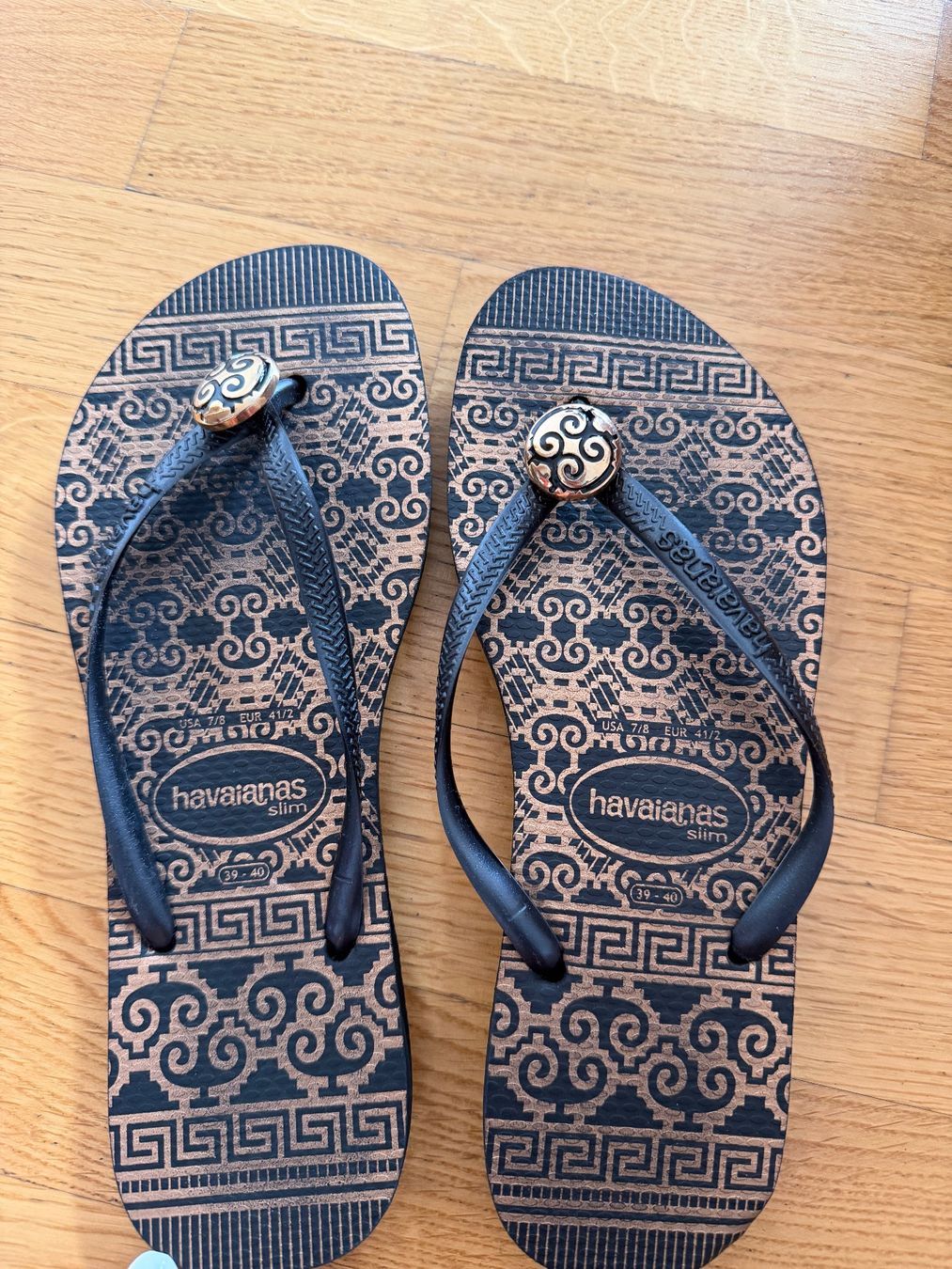Havaianas Scarpe da donna: Havainas Flip Flops – Usato da Chur venduto da Caroline__
