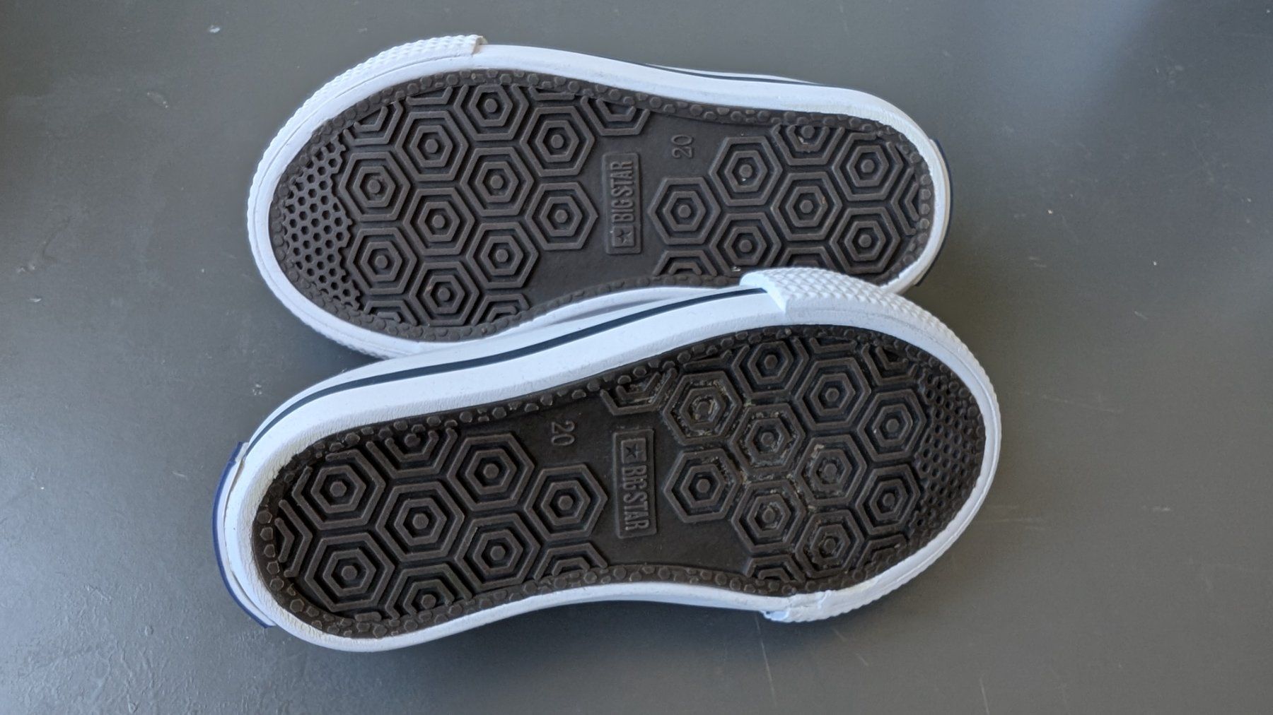 Scarpe per ragazzi: Big Star Kinder Turnschuhe, Gr. 20 – Nuovo (secondo la descrizione) da Winterthur venduto da reb_sf9t 1