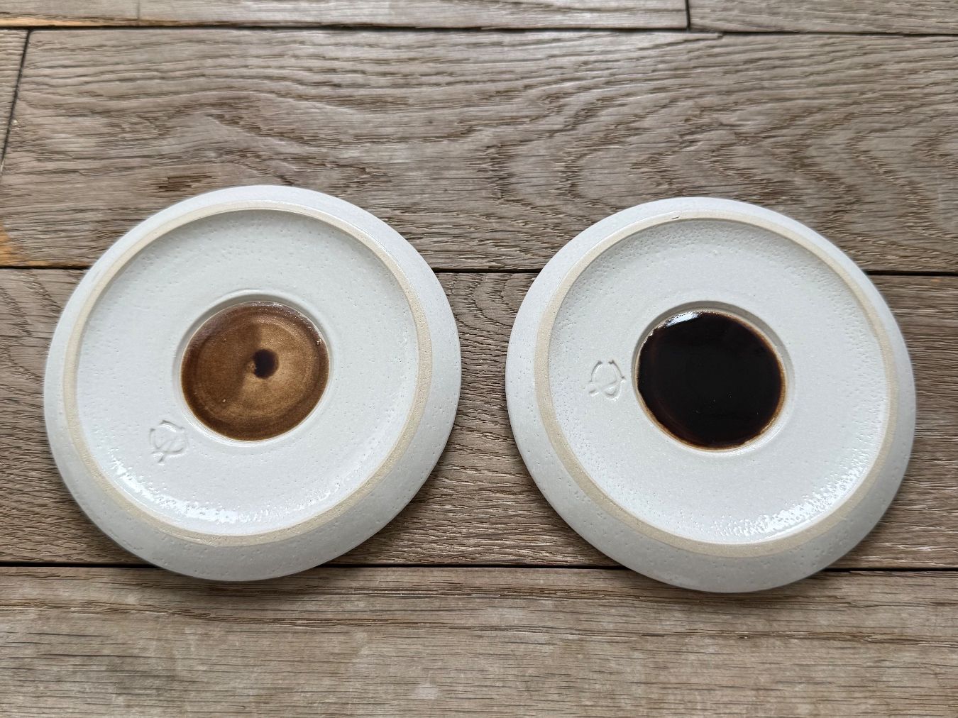 Set di piatti: Paar handgefertigte Espressotassen – Usato da Luzern venduto da Mamutpe 2