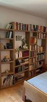 Büchergestell