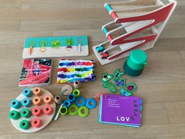 Lovevery Playkit The Pioneer 16,17, 18 months - complete