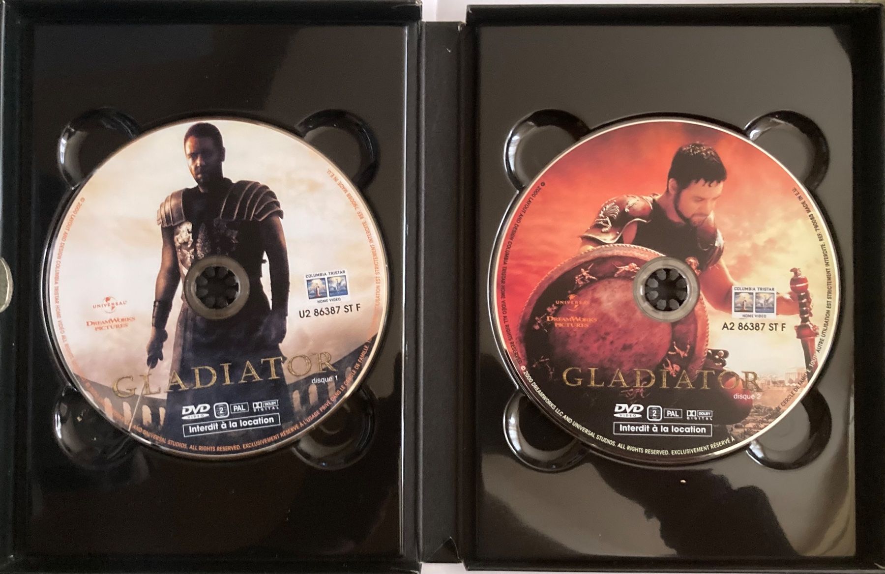 Tutti i DVDs: RIDLEY SCOTT / RUSSELL CROWE - GLADIATOR – Usato da Poliez-Pittet venduto da Newtown-Records 3