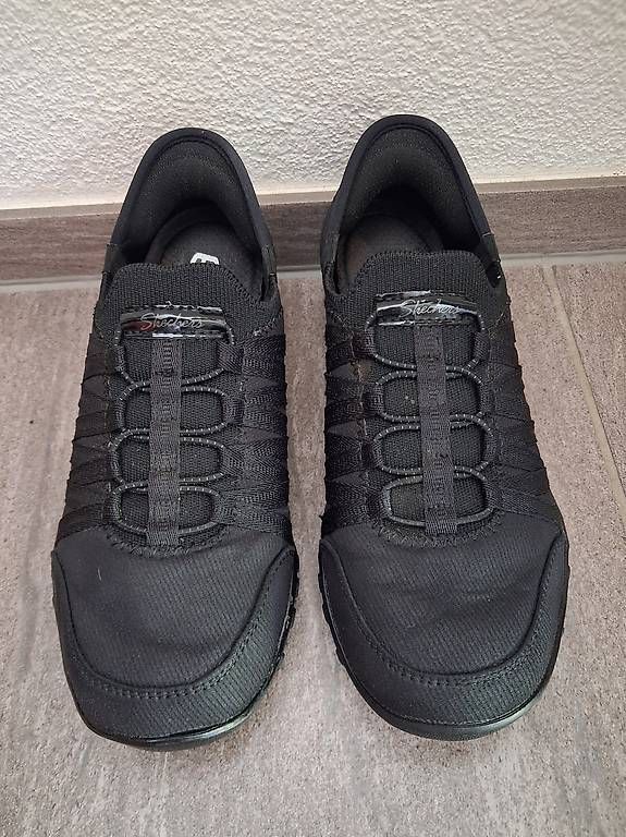 Scarpe da donna: Skechers Slip-Ins – Usato da Zweisimmen venduto da Schildis1 2