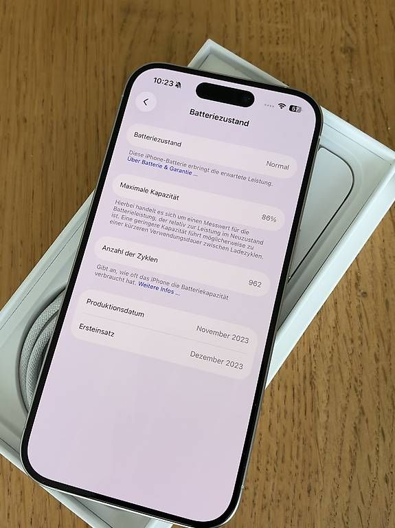 Apple Telefoni cellulari / Smartphones: iPhone 15 Pro 128GB Weiss – Usato da Therwil venduto da eda_t89x 4
