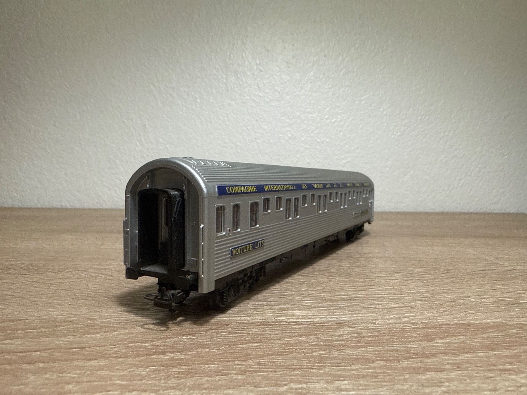 Kleinbahn Modellini di ferrovie: Kleinbahn Schlafwagen H0 (80) – Usato da St-Aubin-Sauges venduto da Lo_Go 2