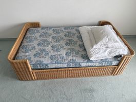 Rattan Daybed mit guter Matratze