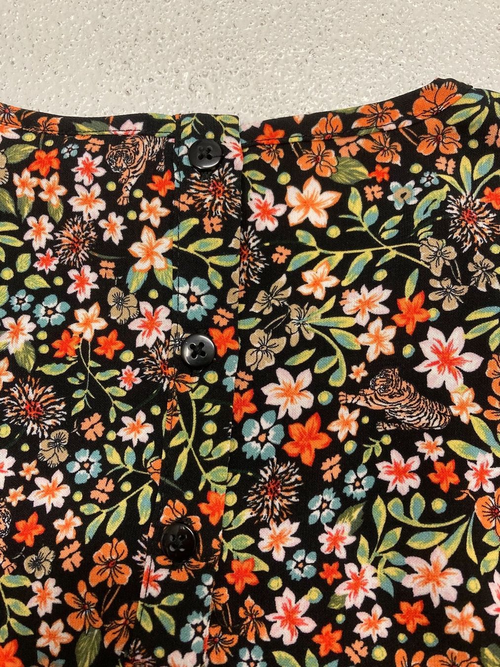 Blusen, T-Shirts & Tops: Neuwertig! Bluse Gr. 158/164 – Gebraucht aus Waltenschwil von MeKo8 3