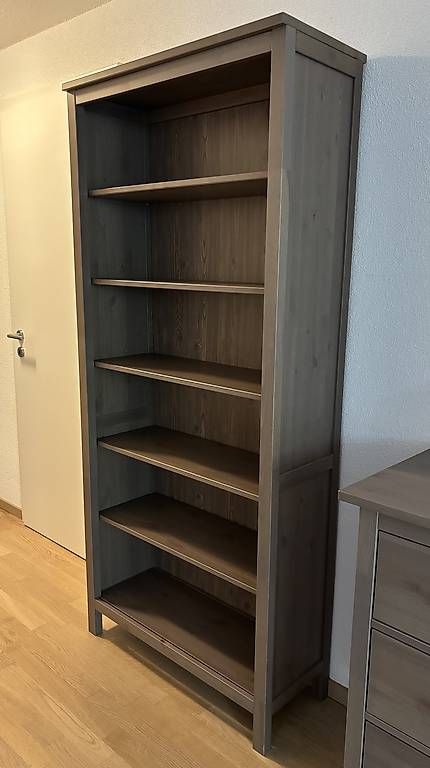Scaffali: Bibliothèque en bois – Usato da Fribourg venduto da Brosciuttofunghi