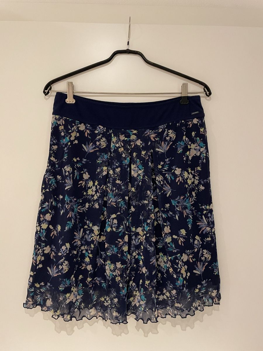 Tom Tailor Jupes: Rock mit Blumenmuster – D'occasion à Chur par buc_6tcp